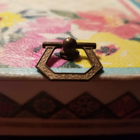 Keepsake/Jewelry Box - Picture 7 of 11